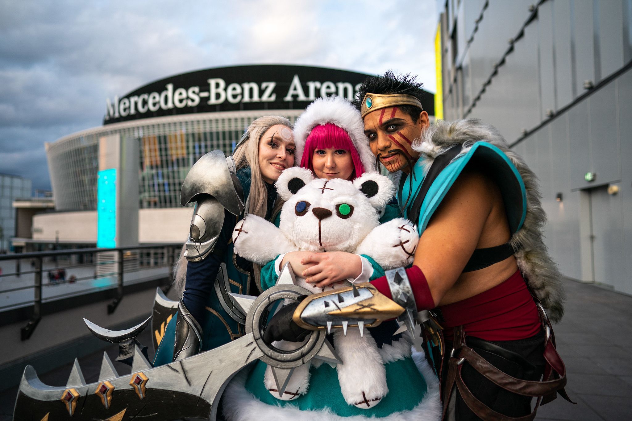 Diana, Annie, Draven. Worlds 2019 | Riot Games. Источник: flickr.com