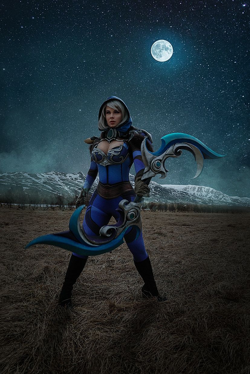 Косплей на Luna из Dota 2. Косплеер: Анастасия Зеленова. Фотограф: Виолетта Кривошеева. Источник: instagram.com/anastasyazelenova