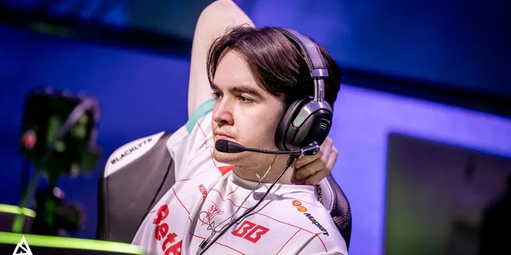 BetBoom Team проиграла Nigma Galaxy в первой групповой стадии на DreamLeague Season 26