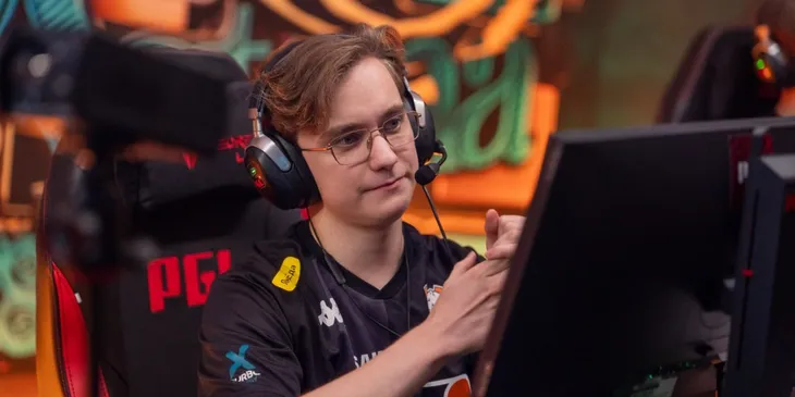FL4MUS показал свой Pick'Em на первый этап BLAST.tv Austin Major 2025