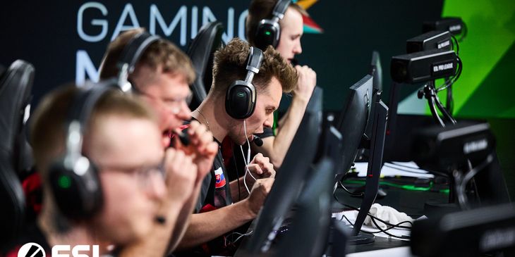 FaZe Clan сыграет с Natus Vincere в 1/8 финала на ESL Pro League Season 19