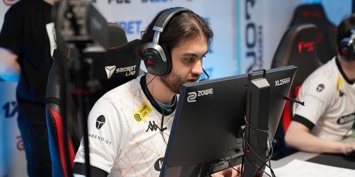 Virtus.pro выбила Fnatic из ESL Pro League Season 19