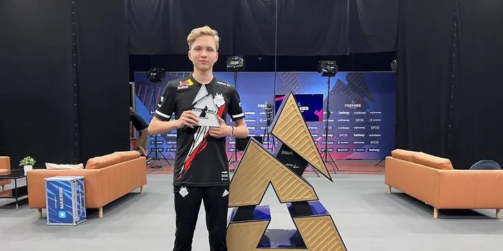 M0NESY о награде MVP на BLAST Premier: Fall Groups 2022: «Я захотел её — я её получил»