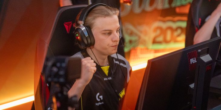 NAVI победили Aurora Gaming и заработали слот в плей-офф PGL Astana 2025