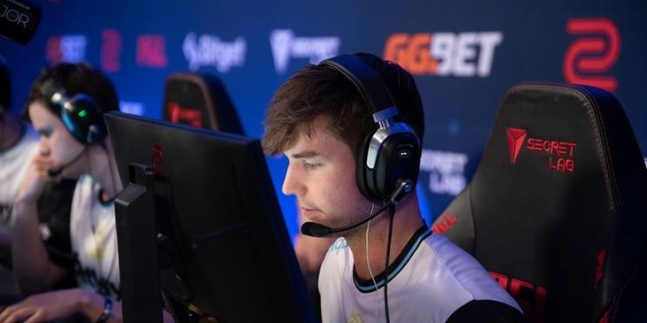 Astralis выбила Complexity Gaming из BLAST Premier: Fall Groups 2023