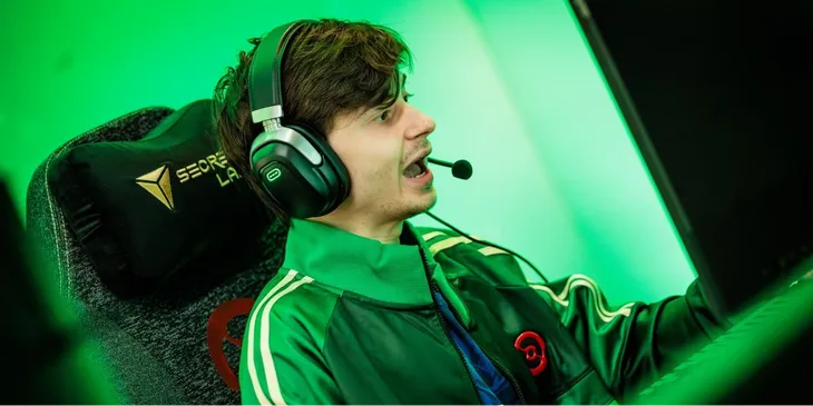 RAMZES666 объяснил популярность Glimmer Cape в Dota 2
