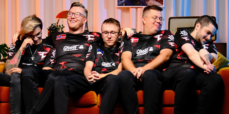 Аналитики: FaZe Clan без тренера одолеет OG в матче на BLAST Premier: Fall Groups 2023