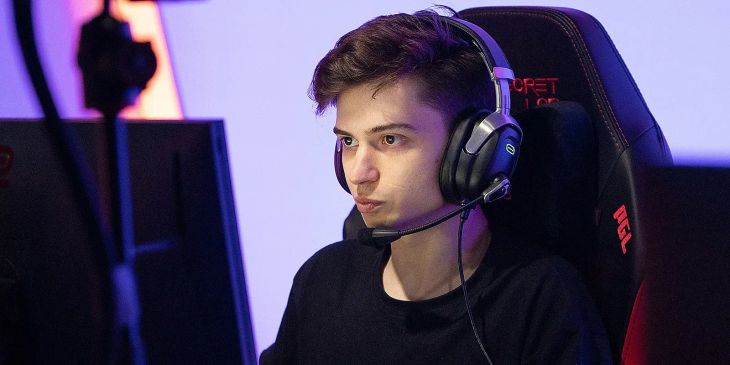 RodjER оценил игру RAMZES666 в роли офлейнера Tundra Esports