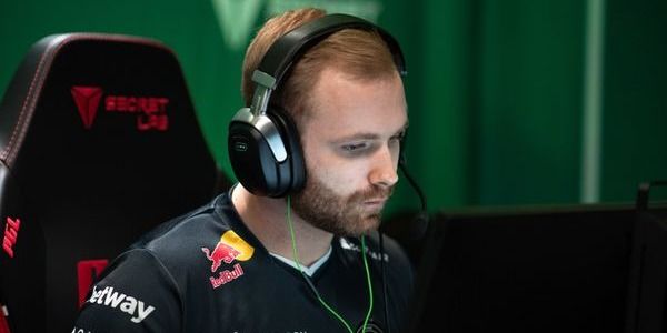 BIG победила Cloud9 и прошла в финал Roobet Cup