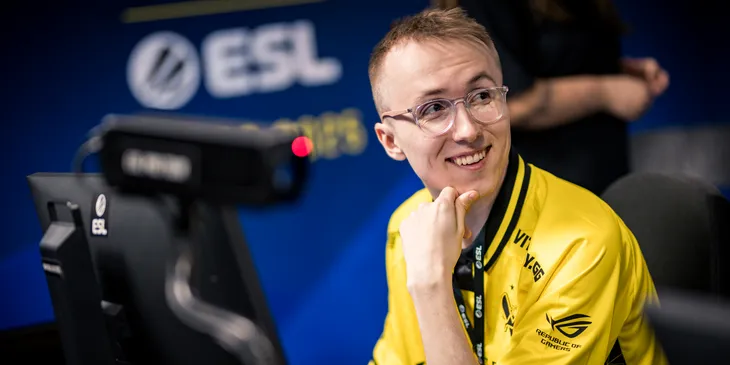 Пользователи reddit назвали ropz игроком, который «лучше всех разбирается в смене команд»