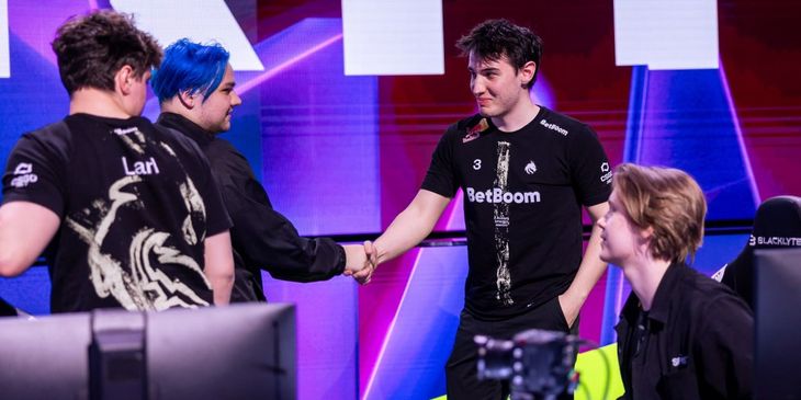 Virtus.pro, BetBoom Team, Aurora Gaming, Spirit и NAVI сыграют на PGL Wallachia Season 5
