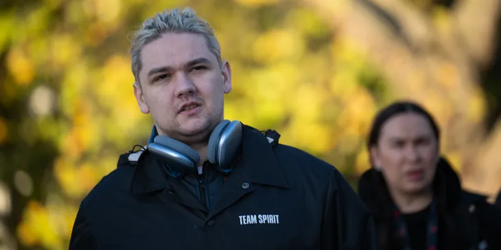 Team Spirit разгромила 9Pandas и прошла на ESL One Raleigh 2025