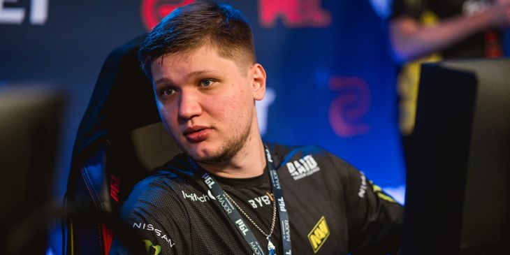 S1mple не вышел получить награду лучшего игрока года в CS:GO по версии ESL — незадолго до этого NAVI проиграли Heroic