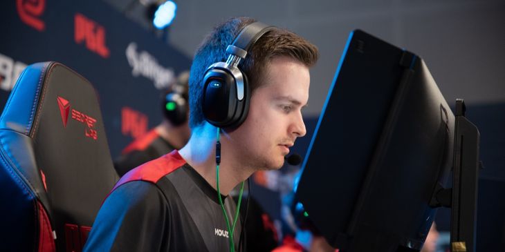 MOUZ выбила FURIA Esports из IEM Dallas 2023