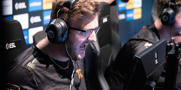 Smooya и NickelBack сыграют за FORZE на ESL Pro League Season 19