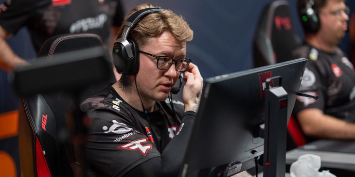 FaZe Clan победила Complexity Gaming и заняла третье место на PGL Bucharest 2025