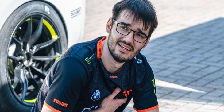 Hylissang ушел из Fnatic