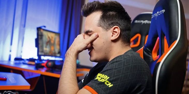Nix: «У DM был блокнот с записанными фразами fn. Человек записывал каждую фразу, чтобы писать в паблике»