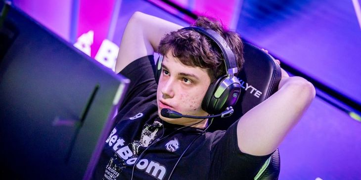 Larl дал советы, как выбраться с 2 тыс. MMR