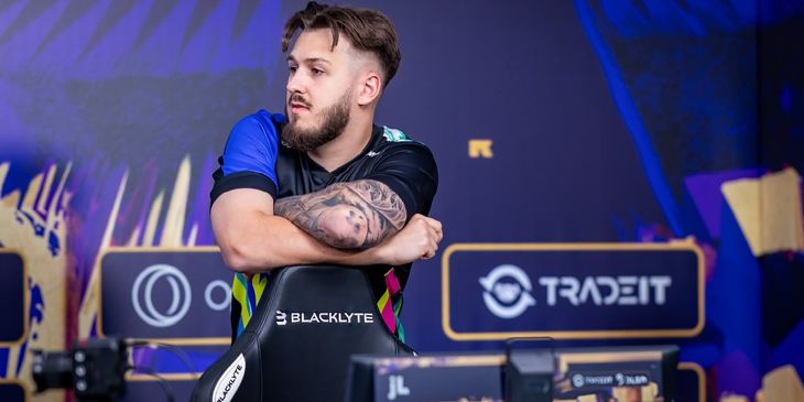 JL после поражения NAVI от MIBR: «Вечерние матчи тоже к черту»