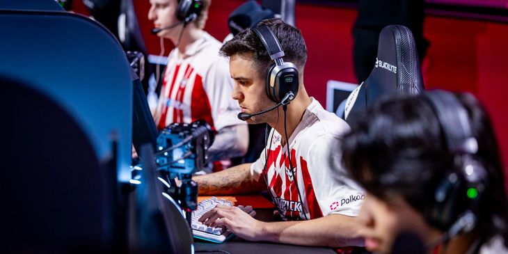 Heroic победила B8 Esports и стала чемпионом CCT Season 2 Global Finals