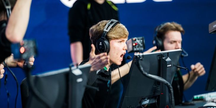 Team Falcons начала с победы выступление на IEM Dallas 2025