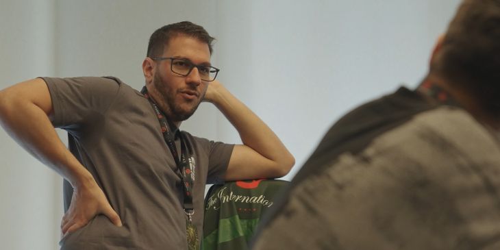 Тренер Cloud9 рассказал о трудностях в работе с русскоязычными игроками