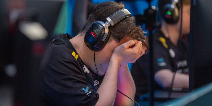 Astralis выиграла у Virtus.pro и прошла в плей-офф PGL Astana 2025