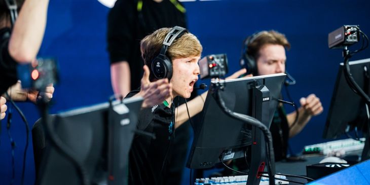 M0NESY уступил в шоу-матче 1v5, имея WH и другие бонусы: «В следующий раз попробуем выиграть)»