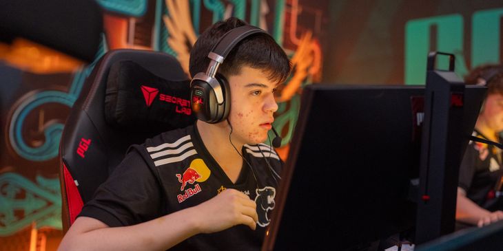 Molodoy после выхода FURIA в плей-офф PGL Astana 2025: «Рад сыграть перед домашней публикой»