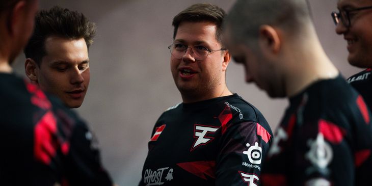 FaZe Clan сыграет с Astralis за выход в плей-офф на IEM Chengdu 2024