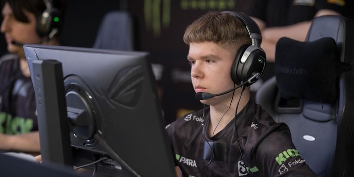 B8 Esports переиграла Astralis и вышла на BLAST.tv Austin Major 2025