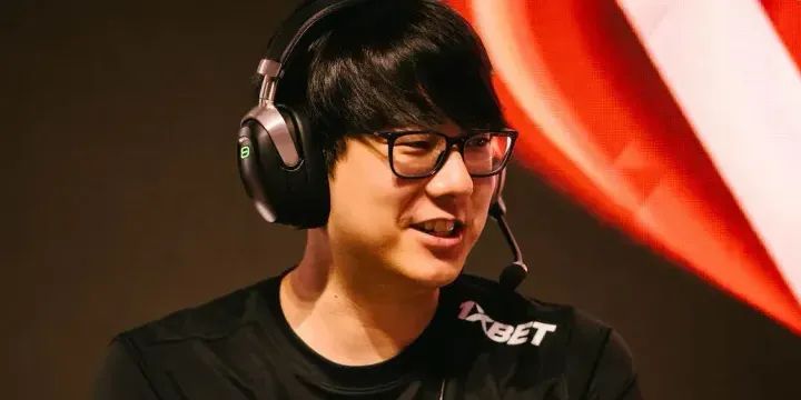 Aui_2000: «Базовым вещам меня научил EternaLEnVy, я многим ему обязан»