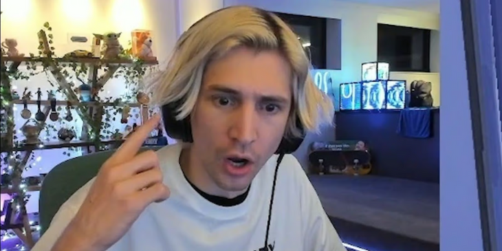 XQc оценил печенье от Pokimane — ему не особо понравилось