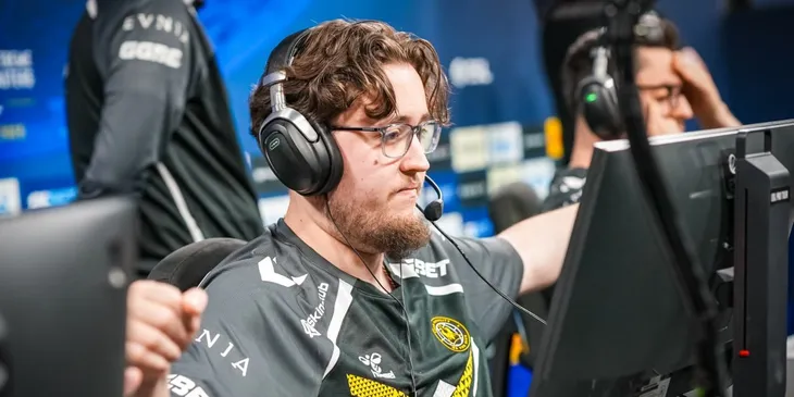 Team Vitality прошла в полуфинал IEM Dallas 2025, обыграв The Mongolz