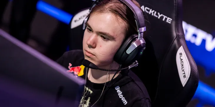 Аналитики: Team Spirit обыграет GamerLegion в стартовом матче на PGL Astana 2025
