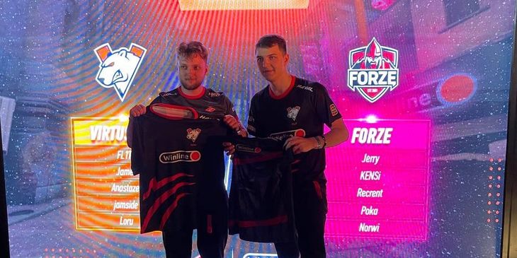 Игроки Virtus.pro и forZe выступили в шоу-матче на корабле Winliner во время празднования 100-летия «Спартака»