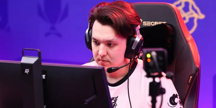 Virtus.pro или Mosquito Clan — кто начнёт выступление на FISSURE Special с победы?
