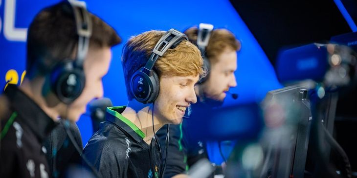 M0NESY обошел ZywOo по рейтингу на IEM Dallas 2025