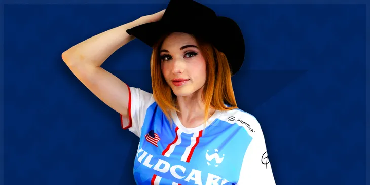 «Мы это сделали!» — Amouranth после выхода Wildcard Gaming во вторую стадию мейджора