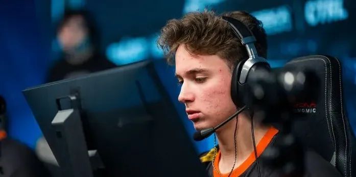 Virtus.pro вышла в полуфинал BLAST R6 Major Montreal 2024, обыграв Team Falcons