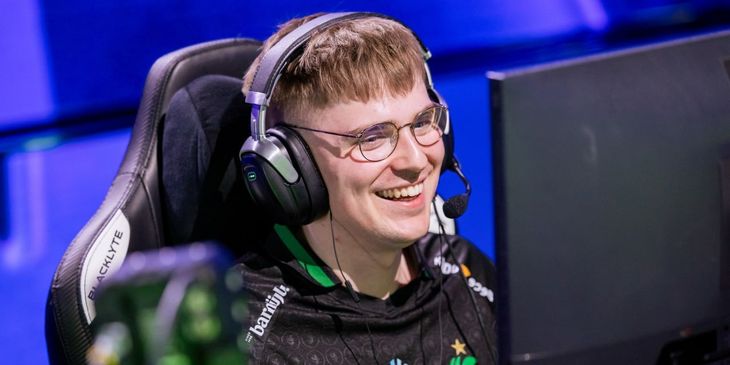Skiter апнул 15 тыс. MMR