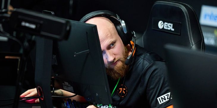 KRiMZ вернулся в основной состав Fnatic — без него команда не отобралась на мейджор
