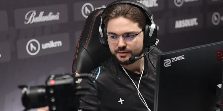 Sdy апнул 5,6 тыс. MMR в Dota 2: «Удавалось ли кому-то еще из мира CS достичь "Титана"?»