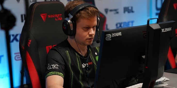 Официально: Snappi покинул Team Falcons