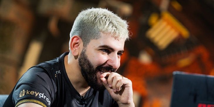 Жена MAJ3R показала, как капитан Eternal Fire учит сына играть в CS2