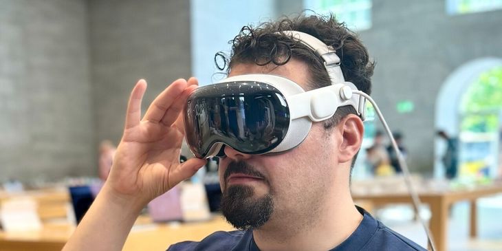 СМИ: некоторые пользователи Apple Vision Pro пожалели, что её купили