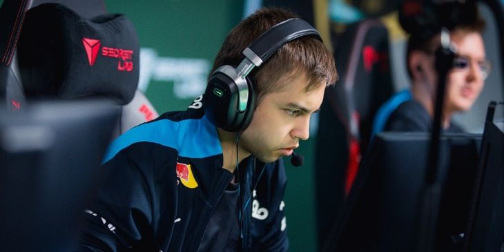 Cloud9 выбила Fnatic из Gamers8 2023 по CS:GO