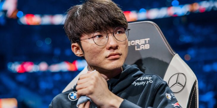 Faker первым в мире выиграл 100 карт на чемпионатах мира по LoL