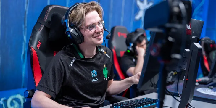 Team Falcons обыграла Edge в первой групповой стадии на DreamLeague Season 26